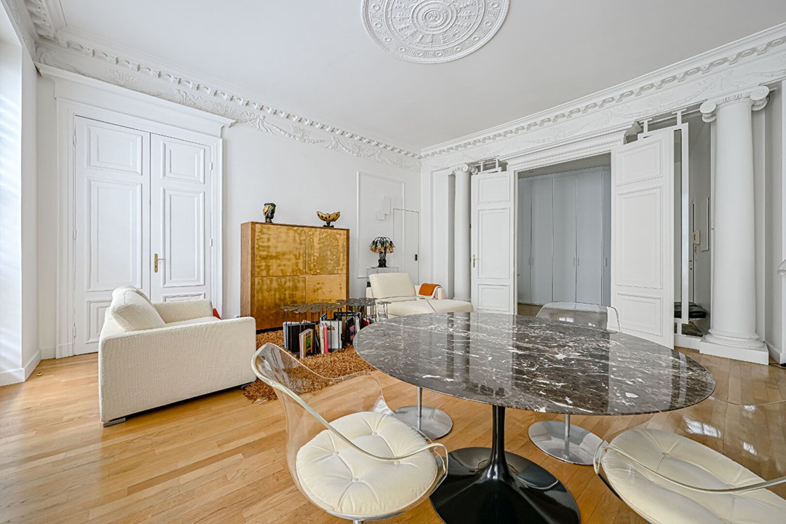Appartement de standing entre la Madeleine et l'Opéra