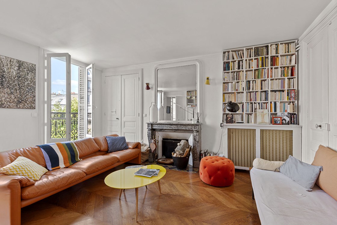 Sébastopol - Balcon - 6 Pièces - 106m²