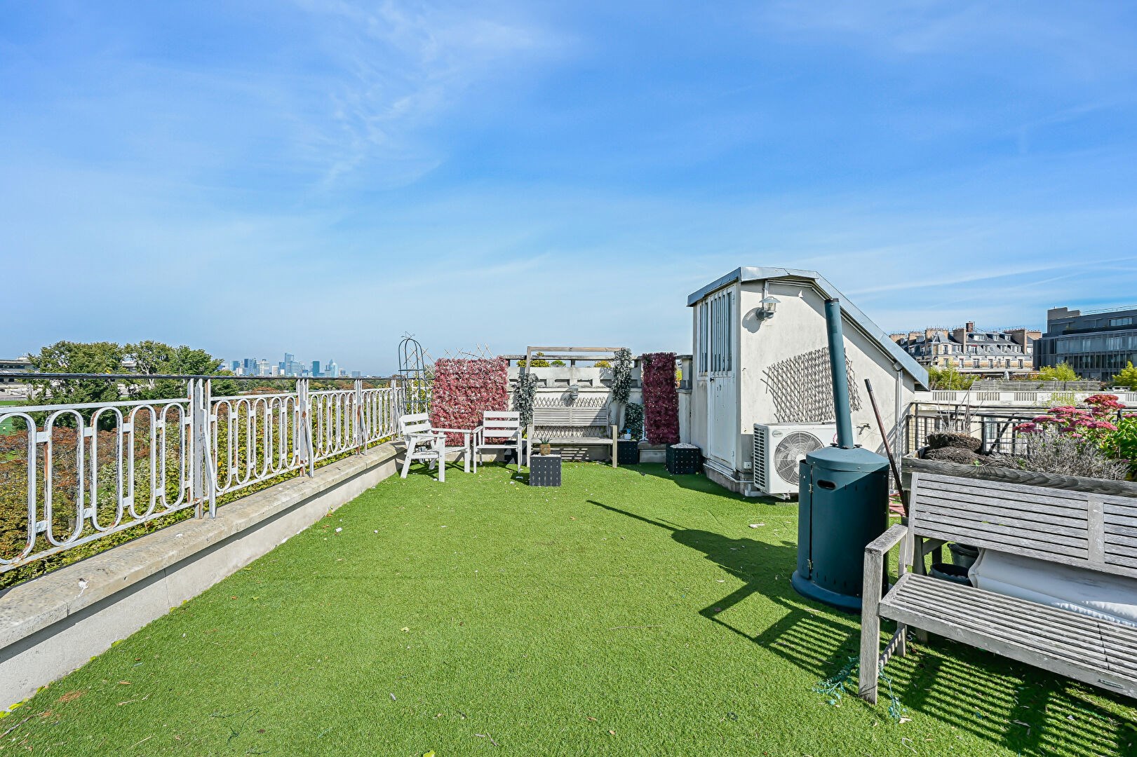 Appartement 2 pièces avec terrasse privative, Paris 16e