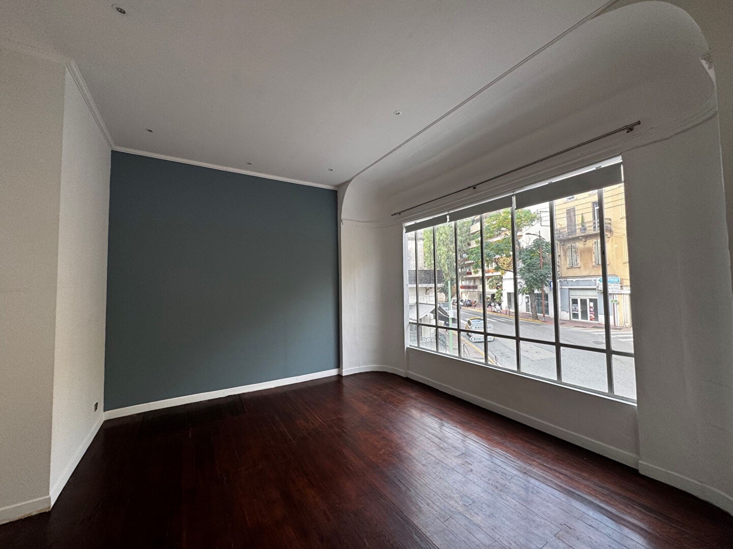 Le Cannet - Centre ville - Appartement de caractère 4 pièces 121 m²