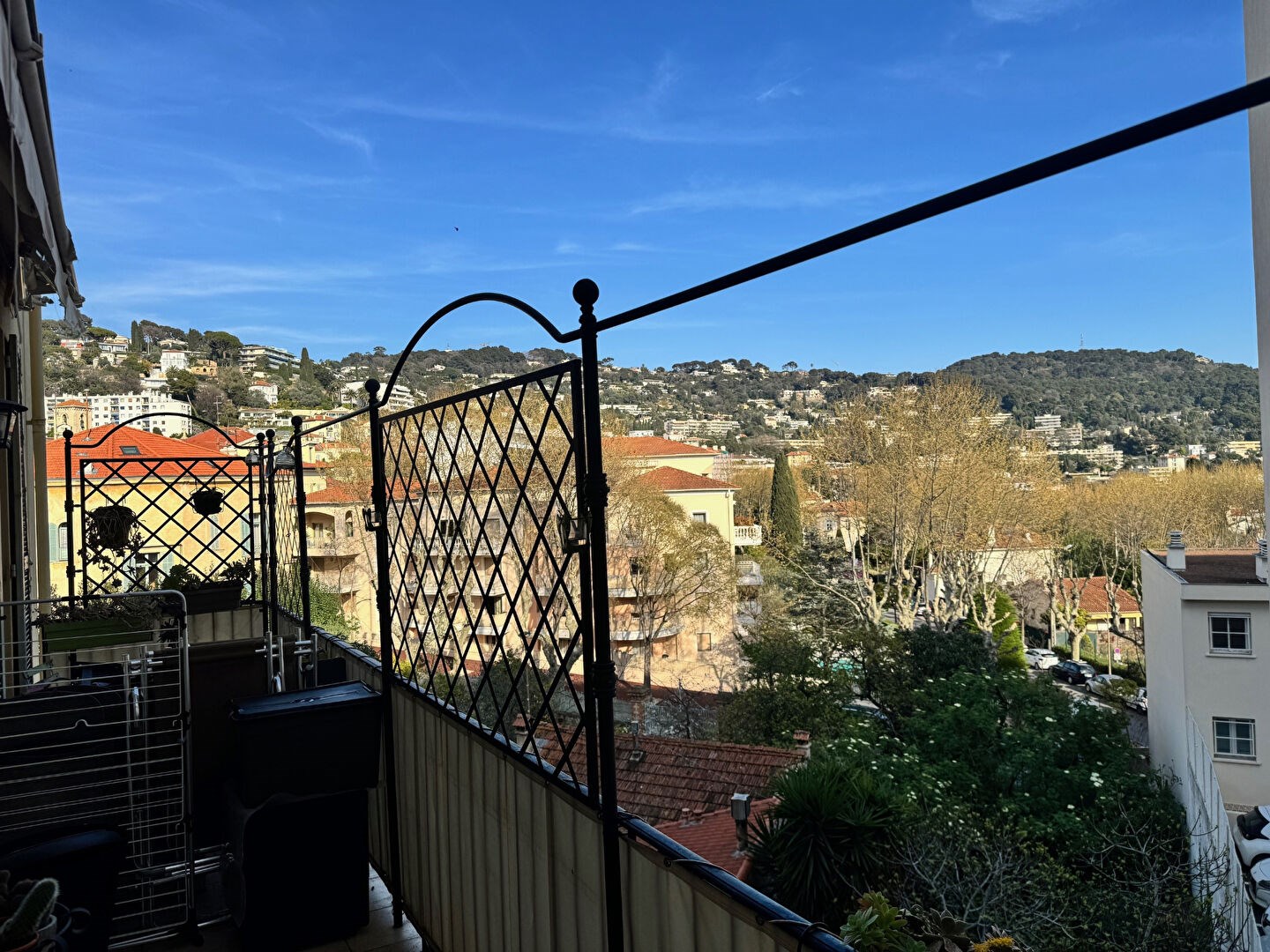 Le Cannet - Centre ville - Appartement de caractère 4 pièces 121 m²