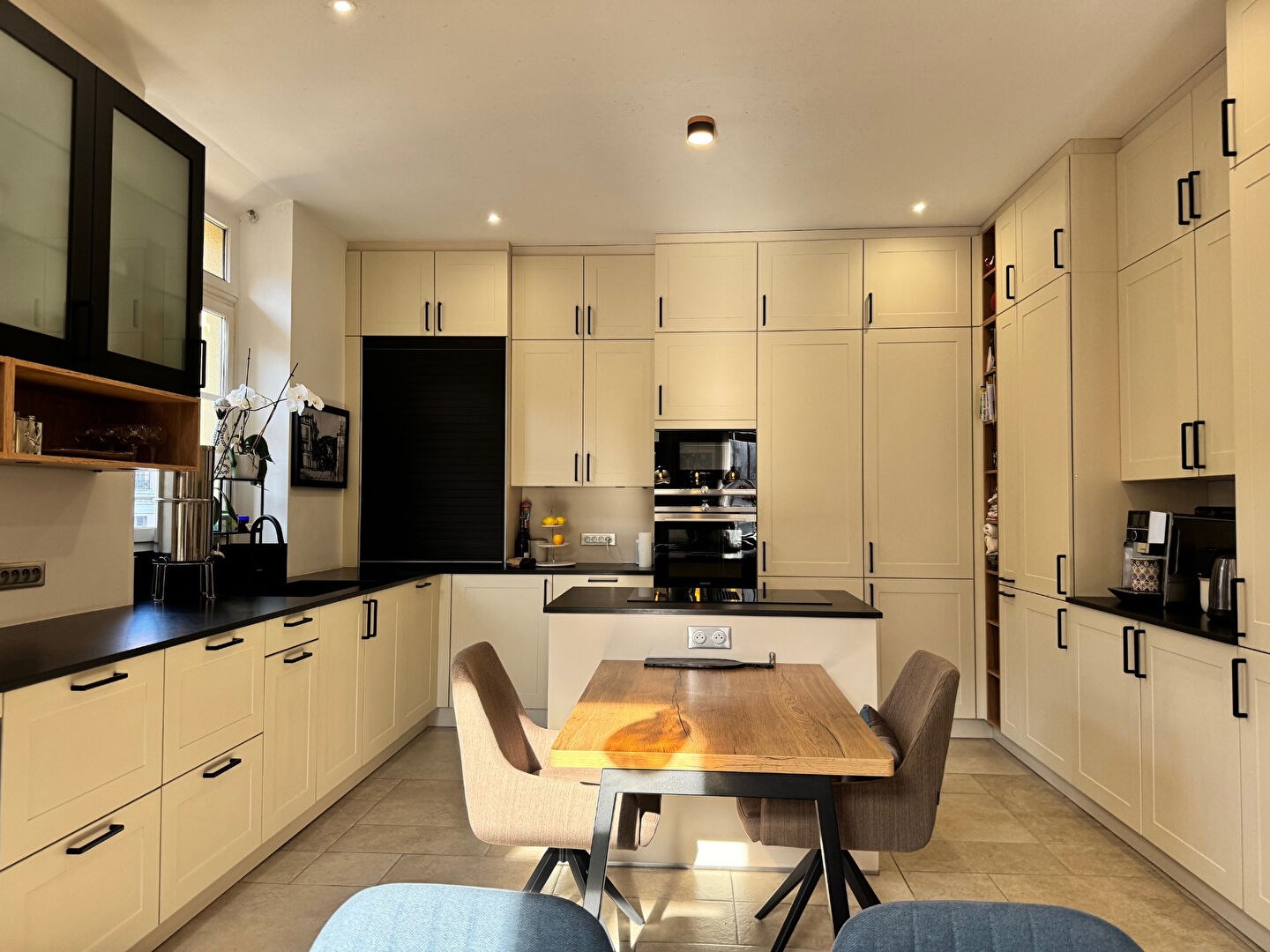 Le Cannet - Centre ville - Appartement de caractère 4 pièces 121 m²