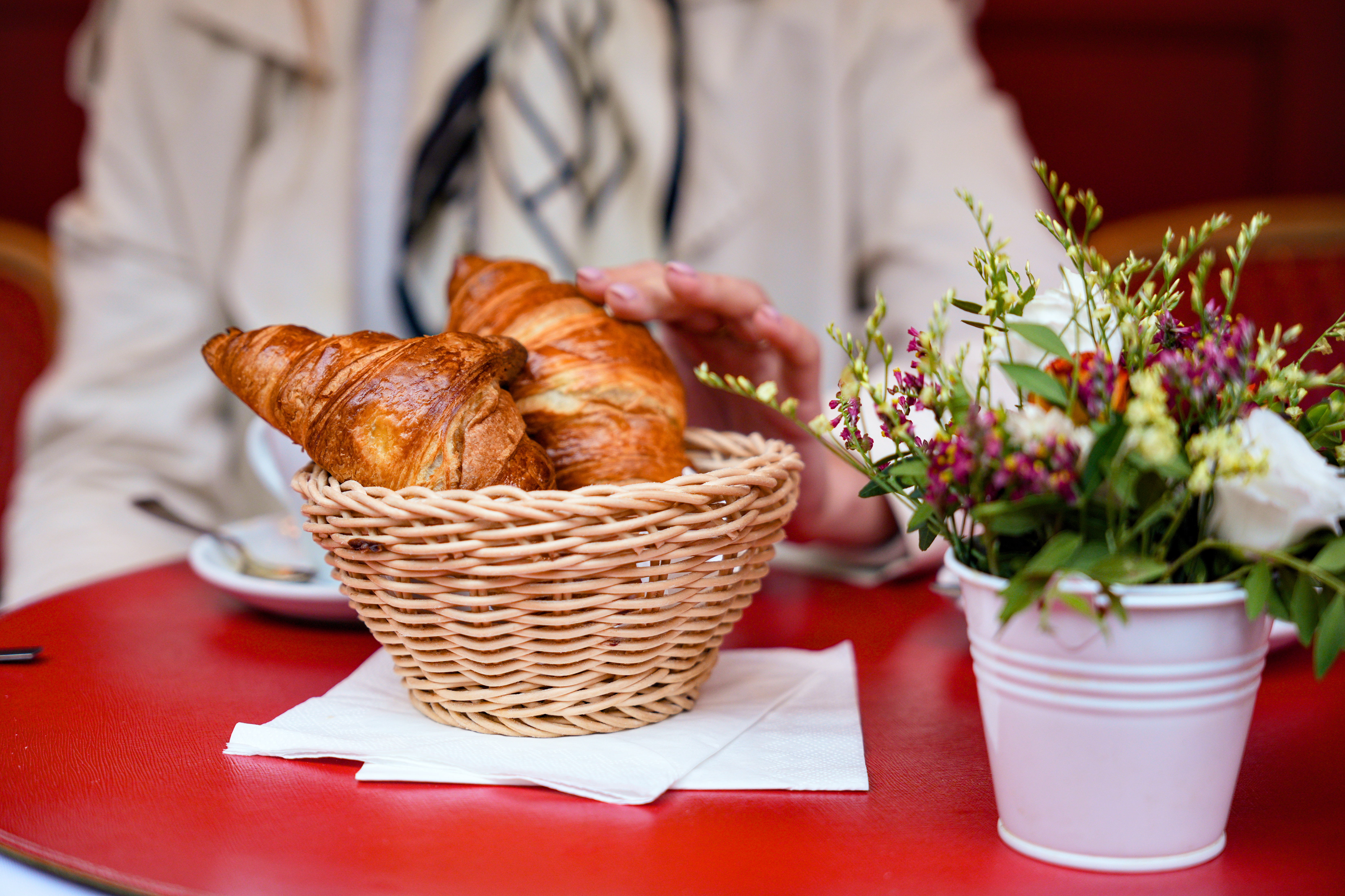 Brunch à Paris dimanche : 6 adresses chics et conviviales, à (re)découvrir aux beaux jours